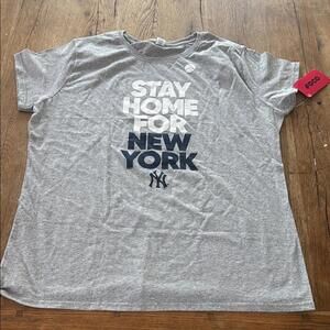 New York Yankees Gray New York Graphic T-Shirt